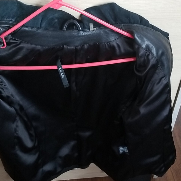 Leather jacket - Picture 5 of 5